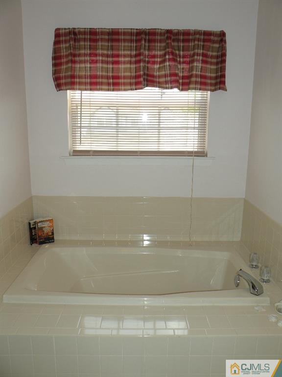 108 Orion Road Piscataway, NJ 08854 - Photo 14 of 16 a bathroom with a window