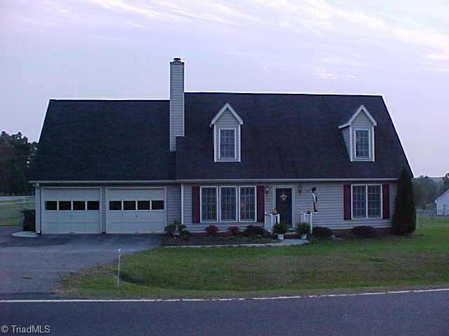 345 Central Road Clemmons, NC 27012 - Photo 1 of 6 Exterior Front.