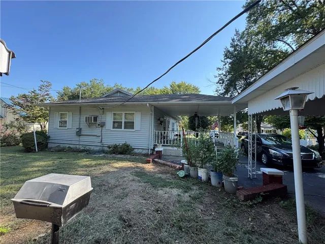 $149,900 | 208 West 19th Street, Pittsburg, KS 66762
