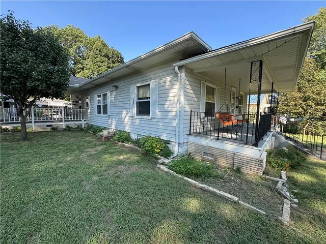 $149,900 | 208 West 19th Street, Pittsburg, KS 66762