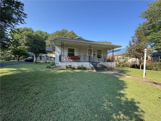 $149,900 | 208 West 19th Street, Pittsburg, KS 66762