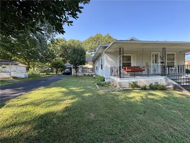 $149,900 | 208 West 19th Street, Pittsburg, KS 66762