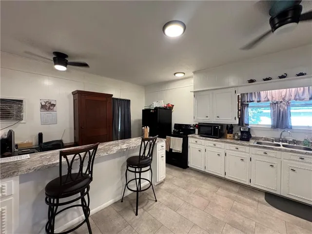 $149,900 | 208 West 19th Street, Pittsburg, KS 66762