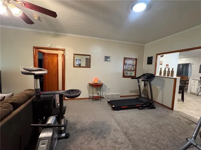 $149,900 | 208 West 19th Street, Pittsburg, KS 66762