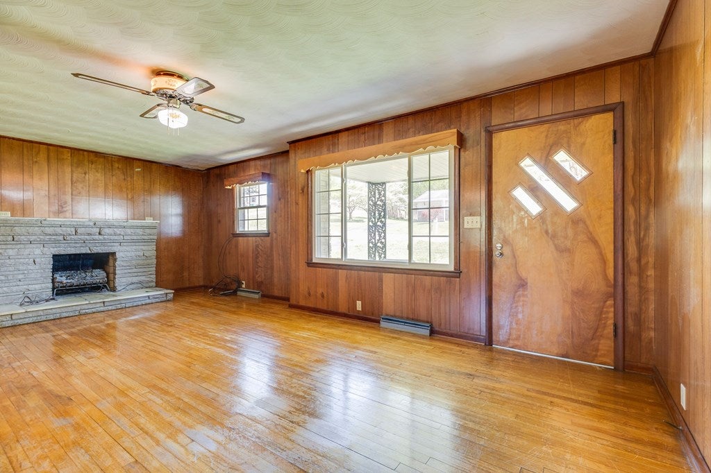 15060 Whites Mill Road Abingdon, VA 24210 - Photo 3 of 30 Gallery Image 3