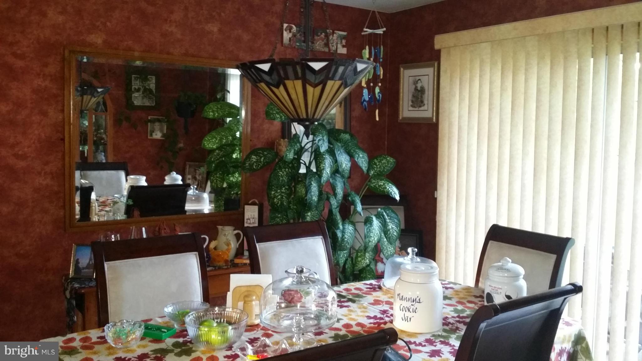 6309 Homewood Road Linthicum Heights, MD 21090 - Photo 8 of 30 Dining Room