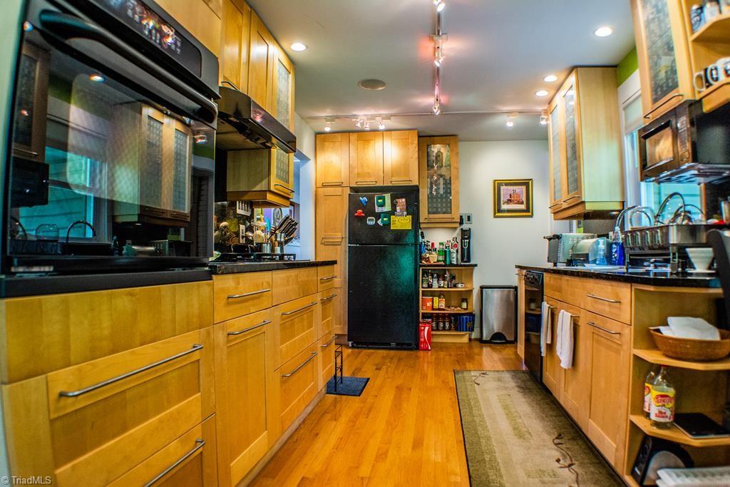 3417 Country Club Road Winston-Salem, NC 27104 - Photo 6 of 16 Gallery Image 6