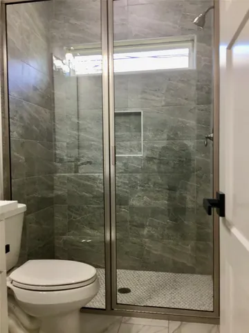 $1,900 | 924 East 2nd Street, Bellville, TX 77418