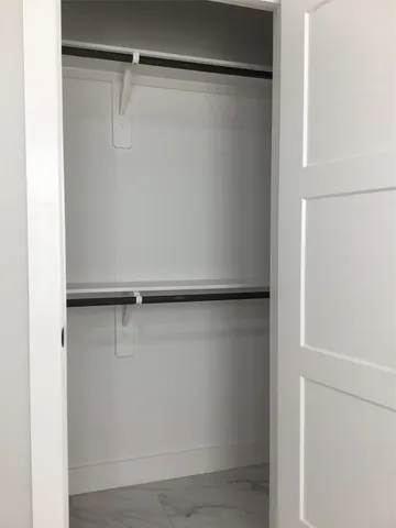 $1,900 | 924 East 2nd Street, Bellville, TX 77418