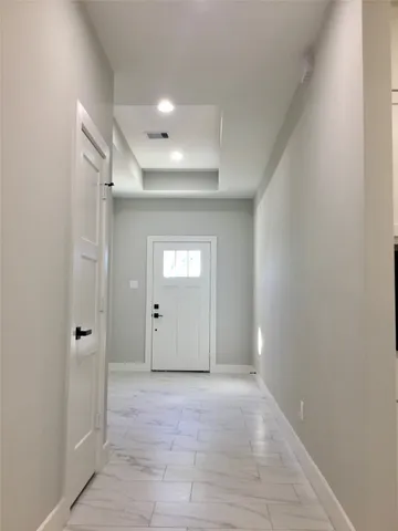 $1,900 | 924 East 2nd Street, Bellville, TX 77418