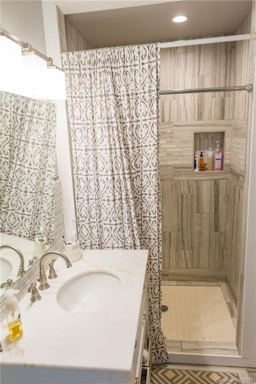 555 Westbrook Road Hendersonville, NC 28739 - Photo 13 of 33 Gallery Image 13