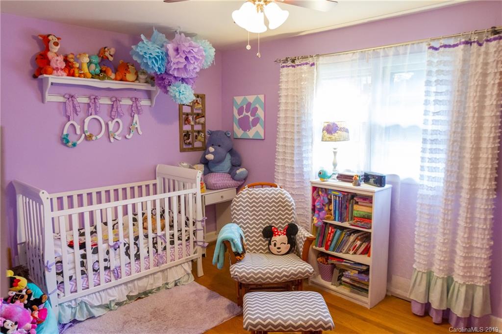 555 Westbrook Road Hendersonville, NC 28739 - Photo 21 of 33 Gallery Image 21