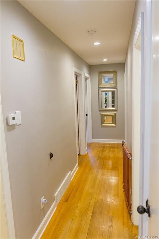 555 Westbrook Road Hendersonville, NC 28739 - Photo 23 of 33 Gallery Image 23