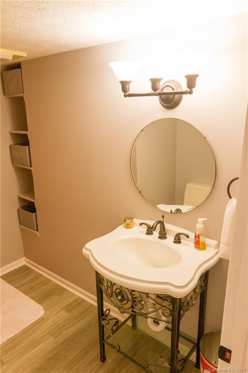 555 Westbrook Road Hendersonville, NC 28739 - Photo 28 of 33 Gallery Image 28