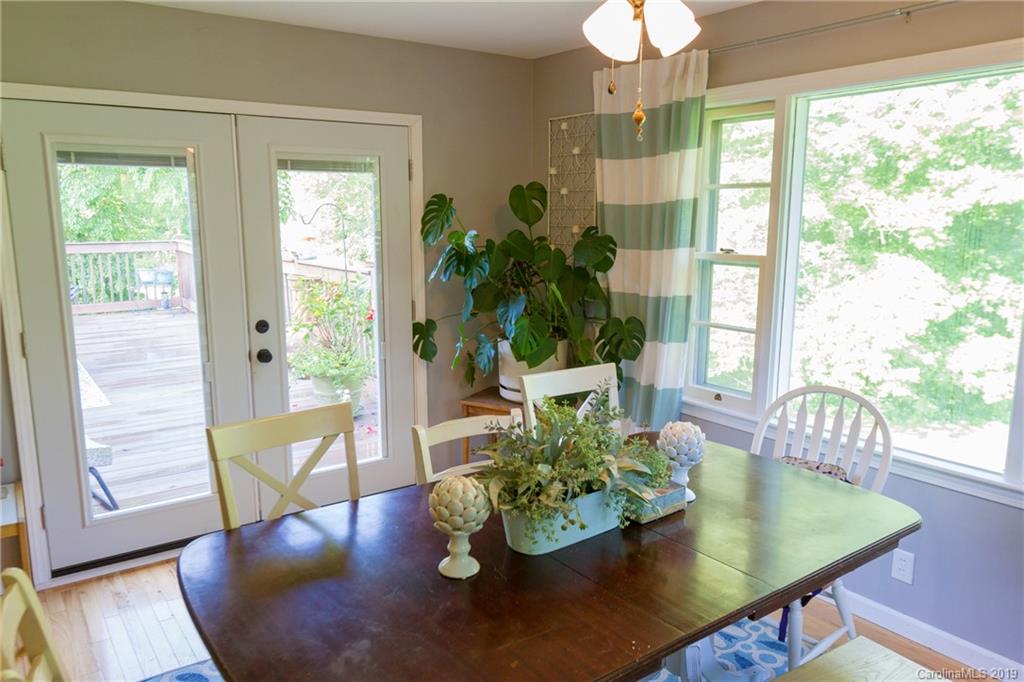 555 Westbrook Road Hendersonville, NC 28739 - Photo 6 of 33 Gallery Image 6