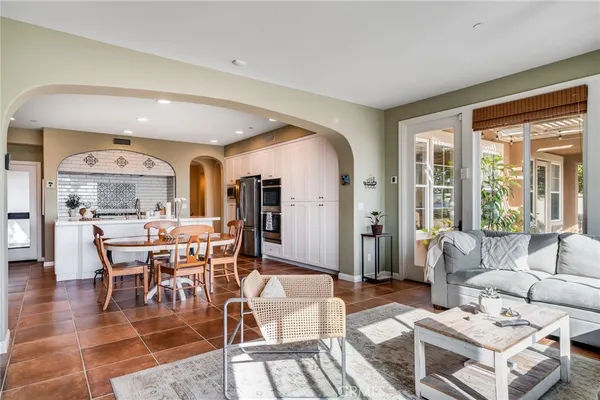 $2,549,000 | 18 Calle Anacapa, San Clemente, CA 92673