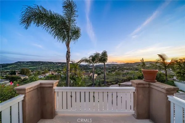 $2,549,000 | 18 Calle Anacapa, San Clemente, CA 92673