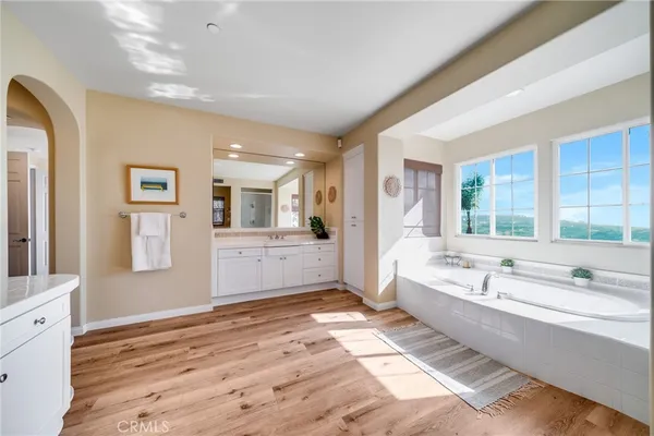 $2,549,000 | 18 Calle Anacapa, San Clemente, CA 92673