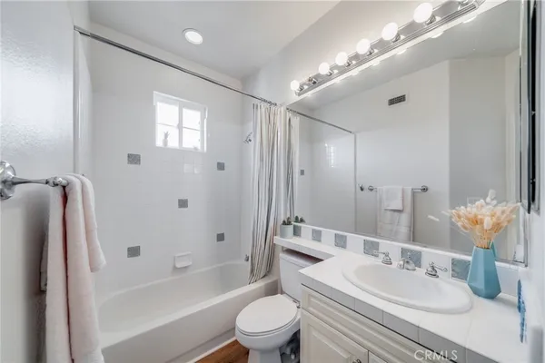 $2,549,000 | 18 Calle Anacapa, San Clemente, CA 92673