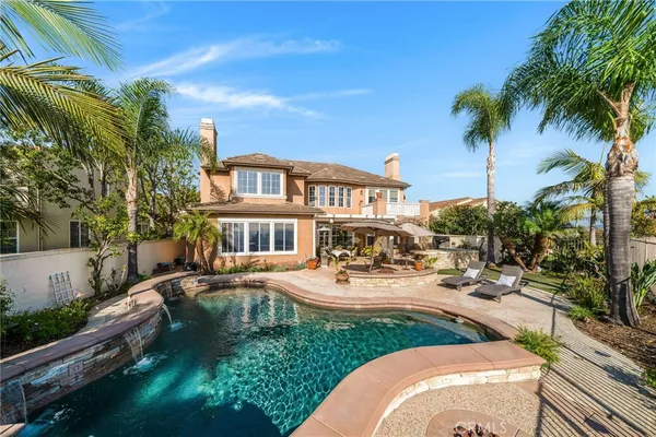 $2,549,000 | 18 Calle Anacapa, San Clemente, CA 92673