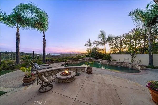 $2,549,000 | 18 Calle Anacapa, San Clemente, CA 92673