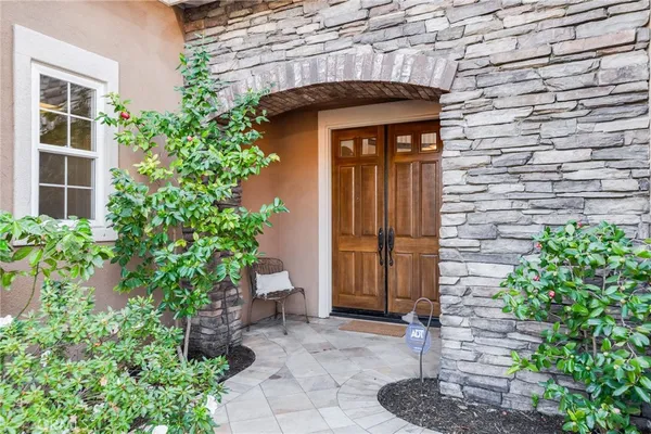 $2,549,000 | 18 Calle Anacapa, San Clemente, CA 92673