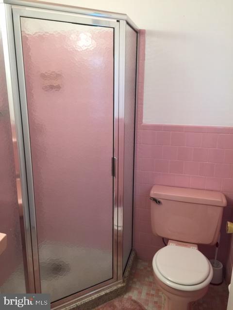 8610 Lucerne Road Randallstown, MD 21133 - Photo 14 of 26 Master Bath