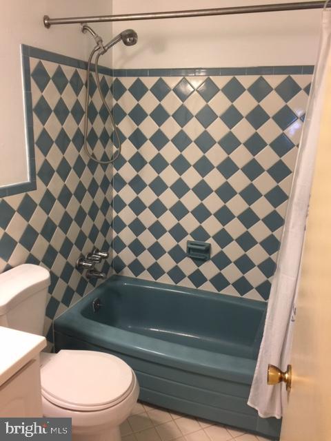 8610 Lucerne Road Randallstown, MD 21133 - Photo 18 of 26 Hall Bath