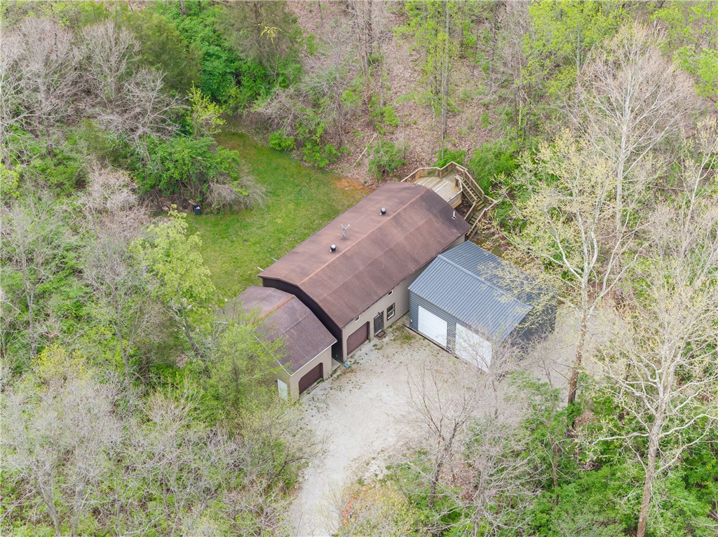 6750 Little Twin Road Germantown, OH 45327 - Photo 70 of 88 Perched amidst lush greenery, this home offers a tranquil retreat with ample outdoor space and functional???????????????????????? outbuildings.