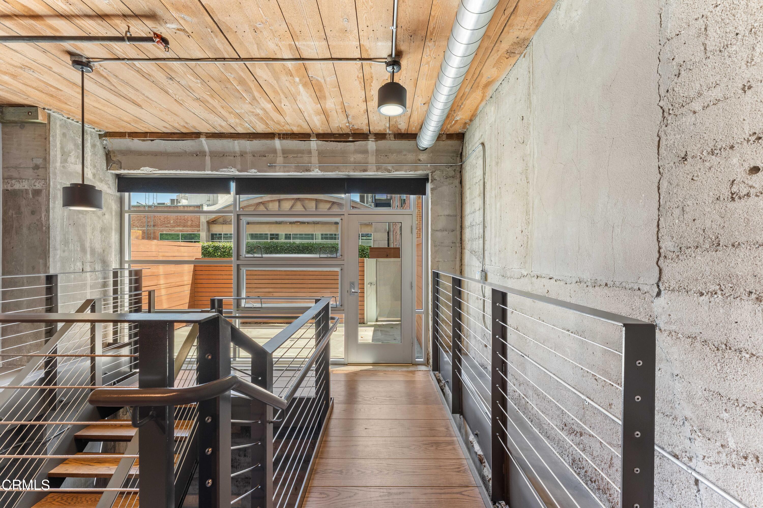 530 South Hewitt Street, Unit 130 Los Angeles, CA 90013 - Photo 19 of 53 a view of balcony