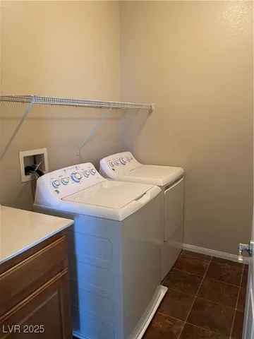 $1,940 | 9883 Mandrake Falls Street, Las Vegas, NV 89178