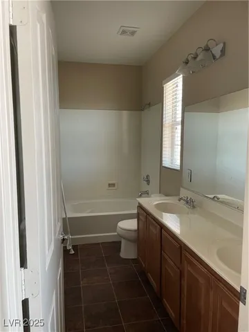 $1,940 | 9883 Mandrake Falls Street, Las Vegas, NV 89178