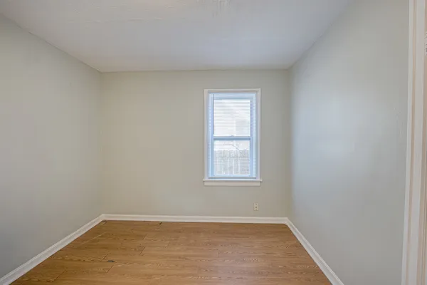 $1,500 | 2208 Fremont Street, Rockford, IL 61103