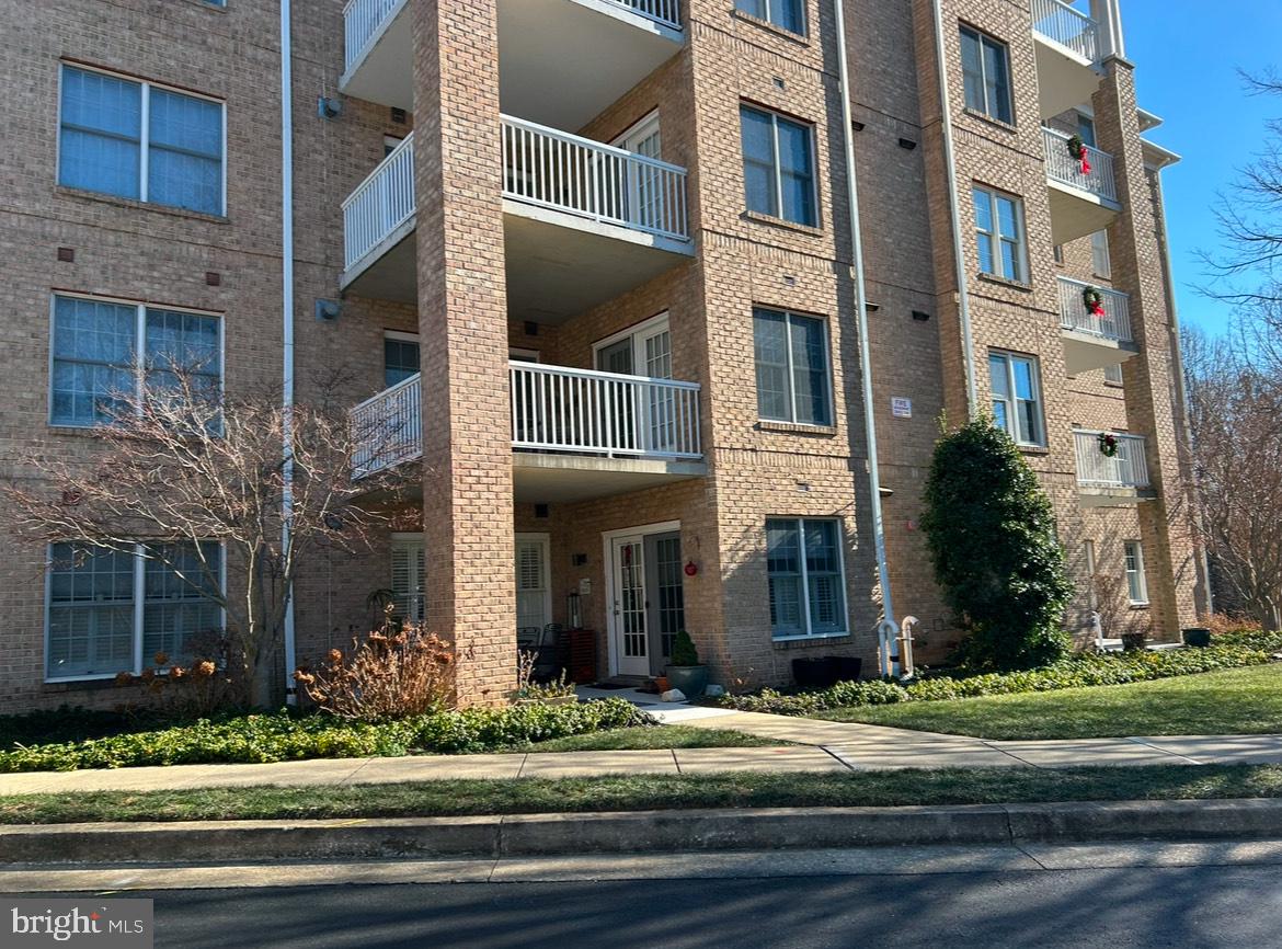 12320 Rosslare Ridge Road, Unit 208 Lutherville-Timonium, MD 21093 - Photo 2 of 18 Gallery Image 2