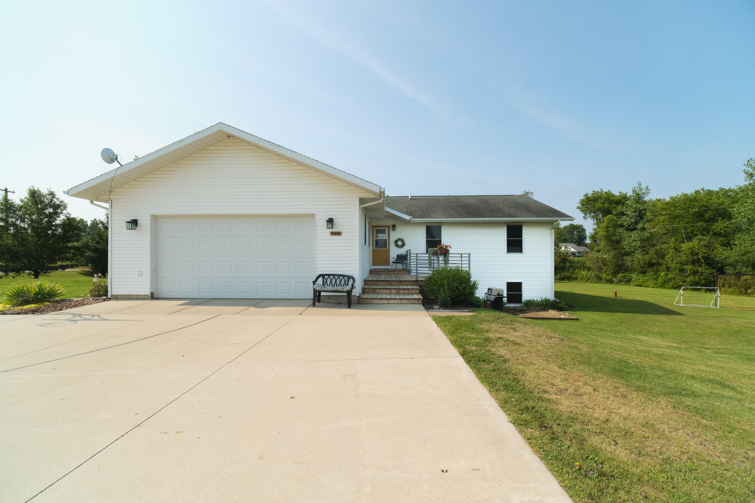 9418 Skeels Road Fremont, MI 49412 - Photo 3 of 59 Front of Home