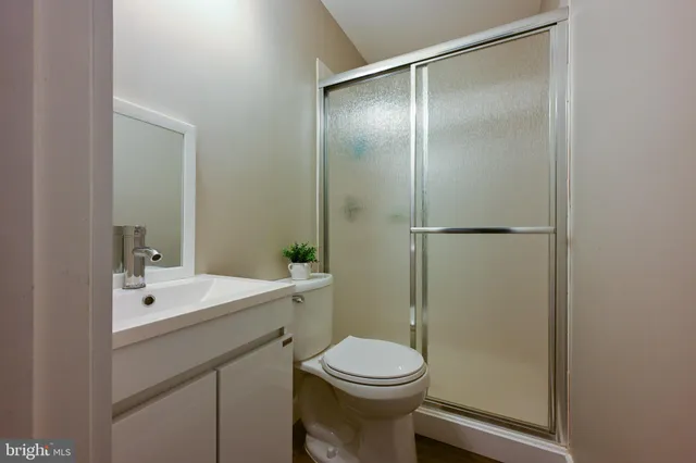 $425,000 | 9533 Georgian Way, Owings Mills, MD 21117