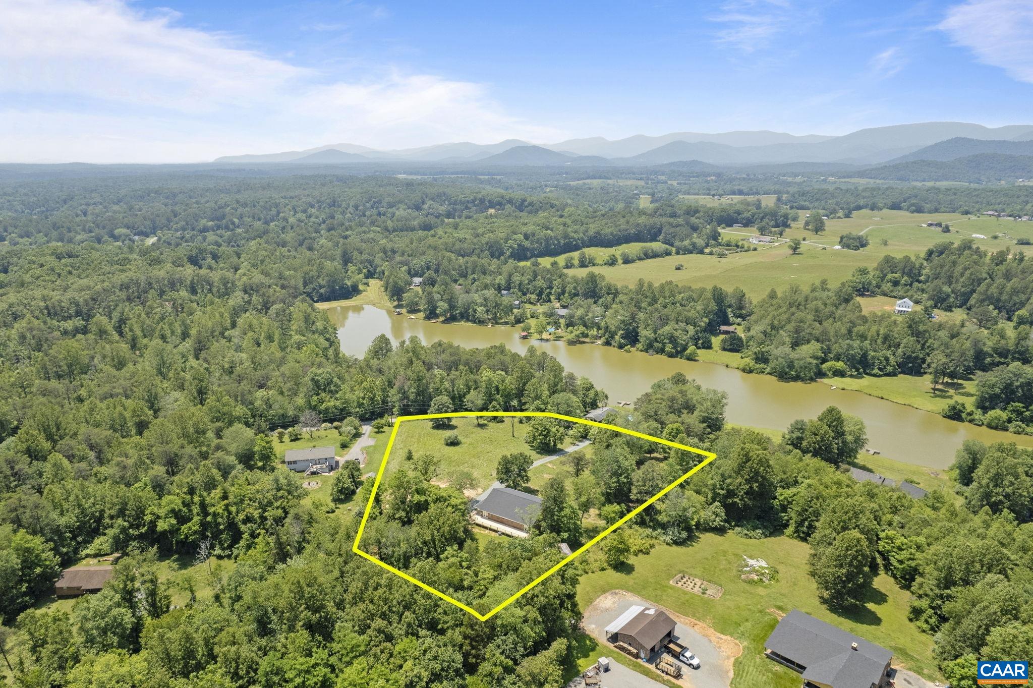 115 Montview Drive Ruckersville, VA 22968 - Photo 4 of 55