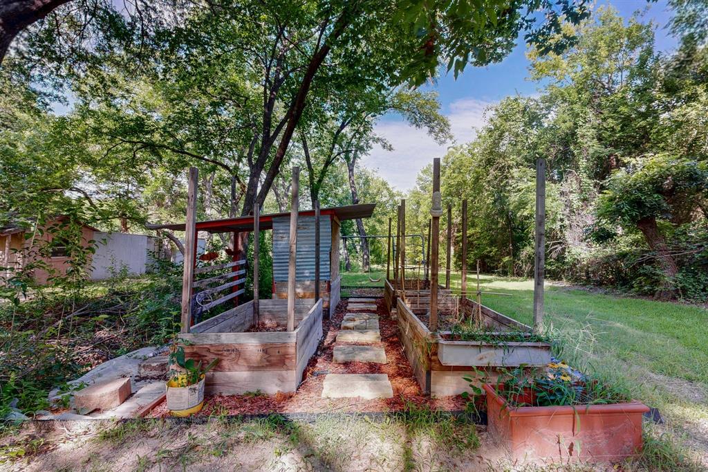 300 North Chattey Road DeSoto, TX 75115 - Photo 28 of 38