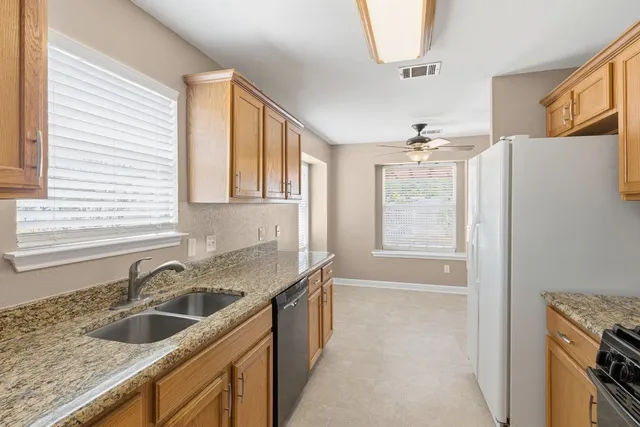 $1,795 | 115 Teasley, Kyle, TX 78640