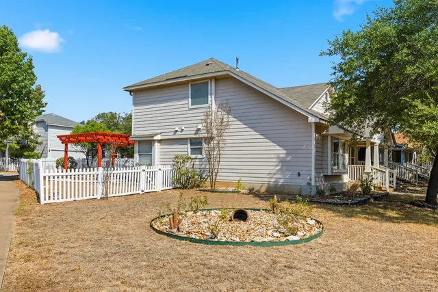 $1,795 | 115 Teasley, Kyle, TX 78640