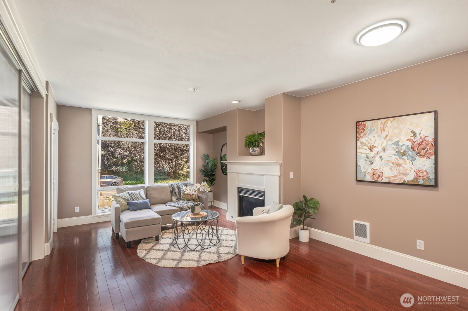 3221 Southwest Avalon Way, Unit 201 Seattle, WA 98126 - Photo 6 of 35