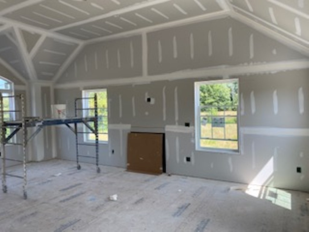 72 Simpson Road, Unit 10 Pelham, NH 03076 - Photo 3 of 5