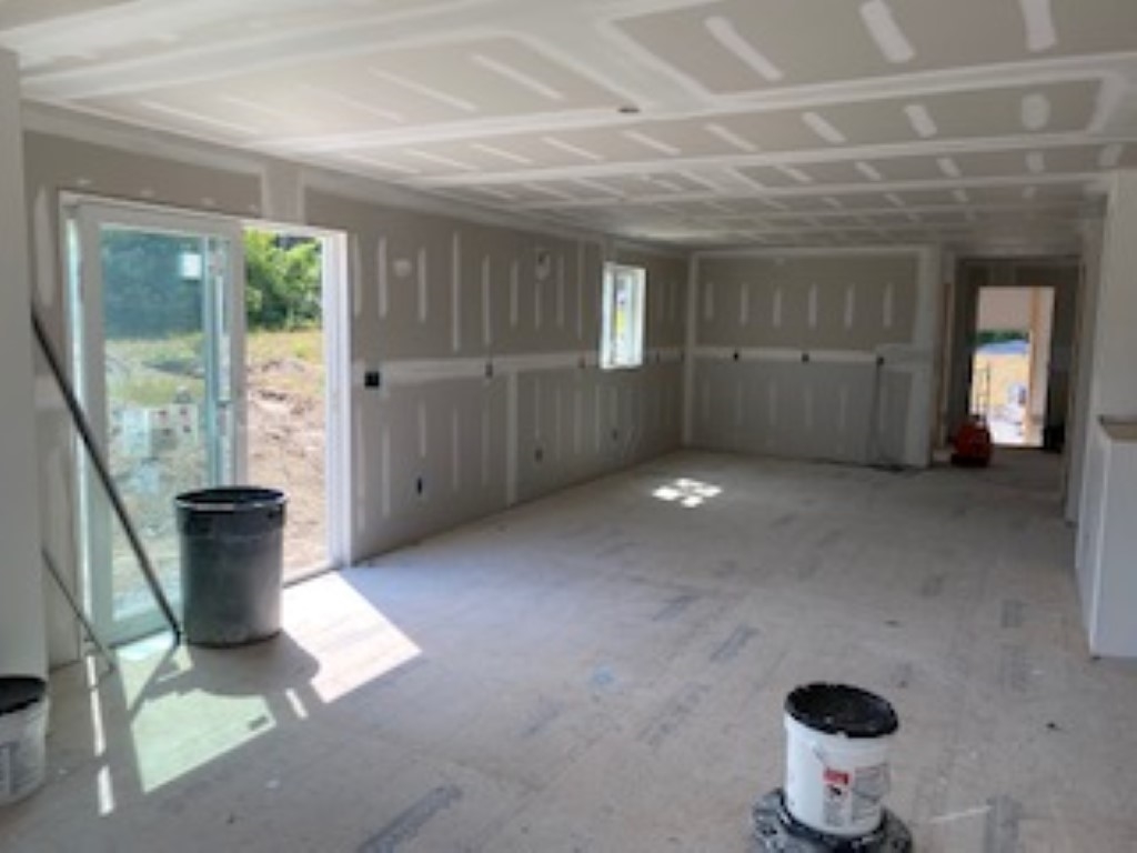 72 Simpson Road, Unit 10 Pelham, NH 03076 - Photo 5 of 5