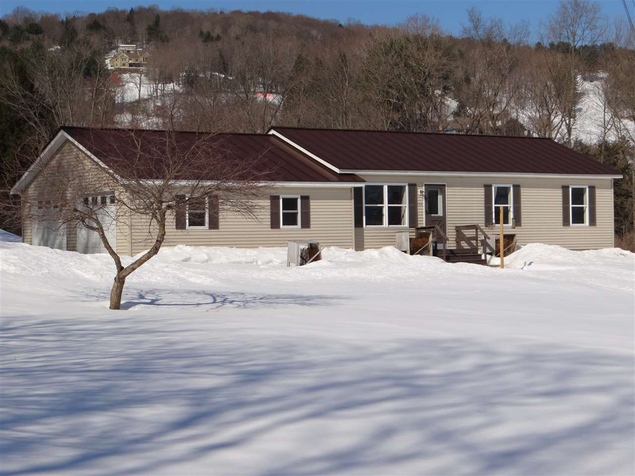 245 Hillside Road Hartford, VT 05059 - Photo 22 of 24 Gallery Image 22