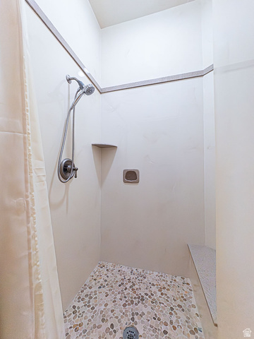 888 East Fiddlers Canyon Road Cedar City, UT 84721 - Photo 50 of 74 Bathroom with tiled shower