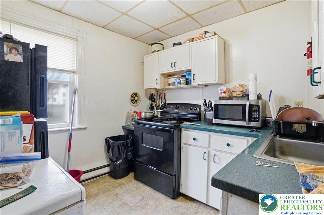 921 Broadway Fountain Hill, PA 18015 - Photo 43 of 93 UNIT 2