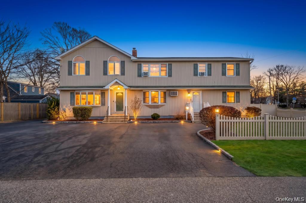 45 Dogwood Road West Islip, NY 11795 - Photo 1 of 20
