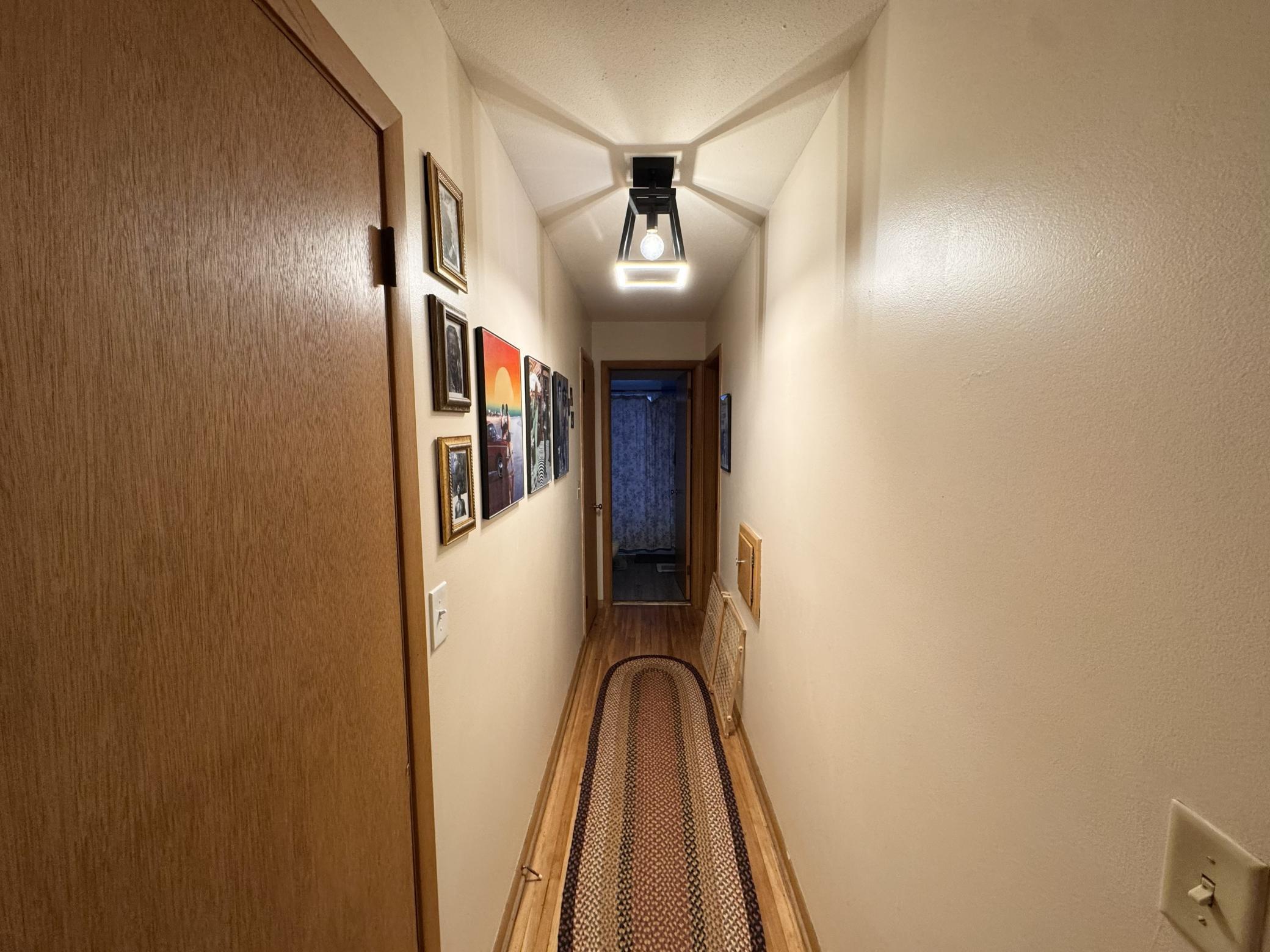 4229 Unity Avenue North Minneapolis, MN 55422 - Photo 13 of 19