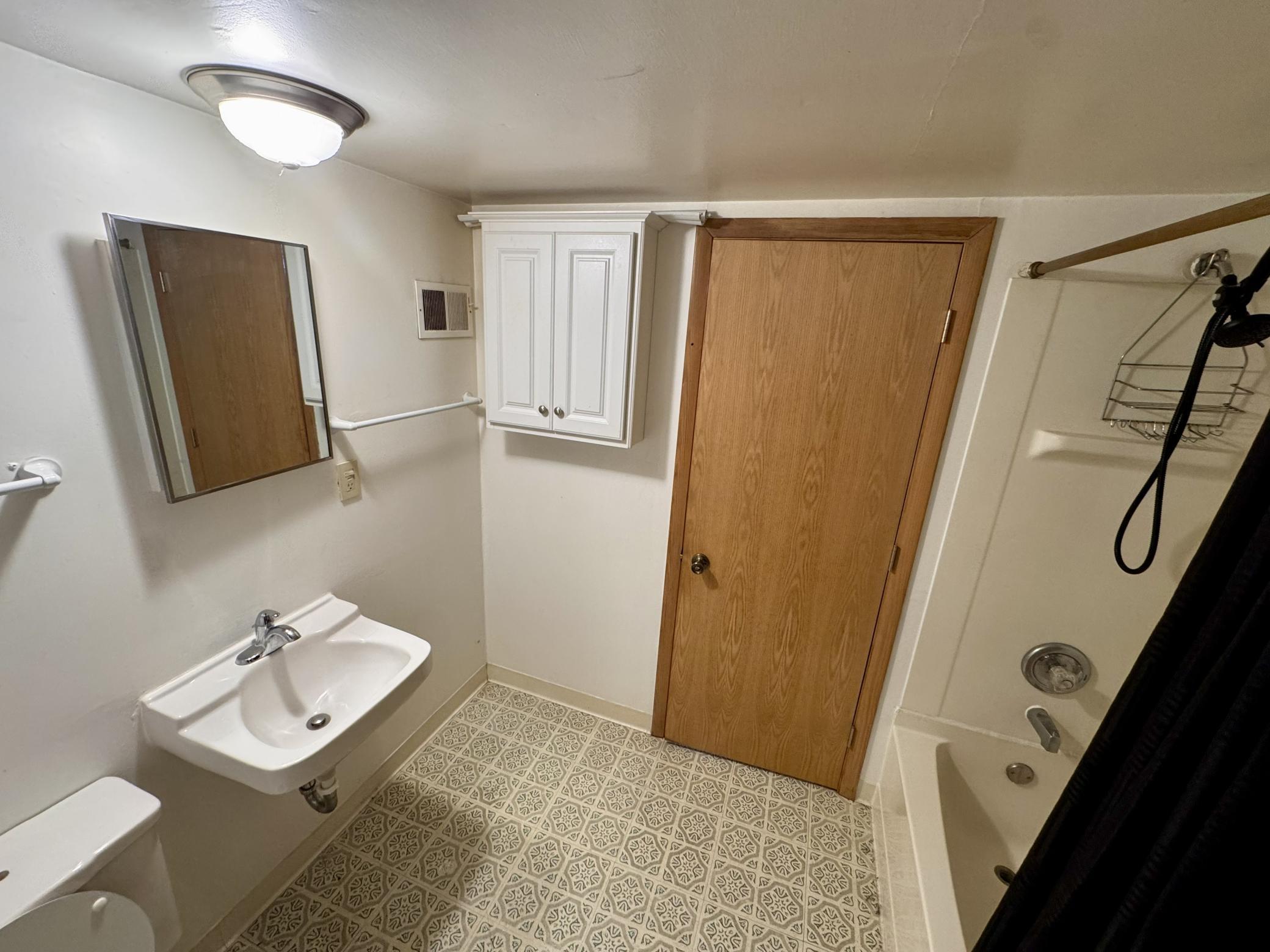 4229 Unity Avenue North Minneapolis, MN 55422 - Photo 17 of 19