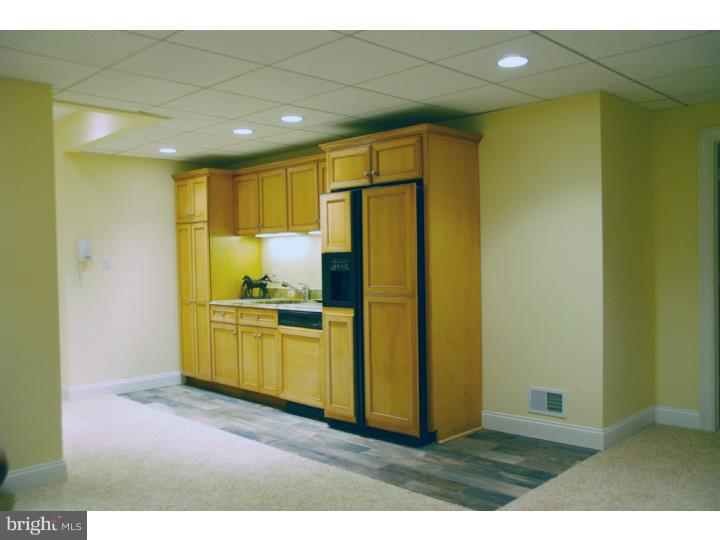 204 Turner Road Wallingford, PA 19086 - Photo 22 of 25 Kitchen